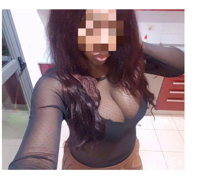 Jolie brune qui vous ne laissera pas indifférent